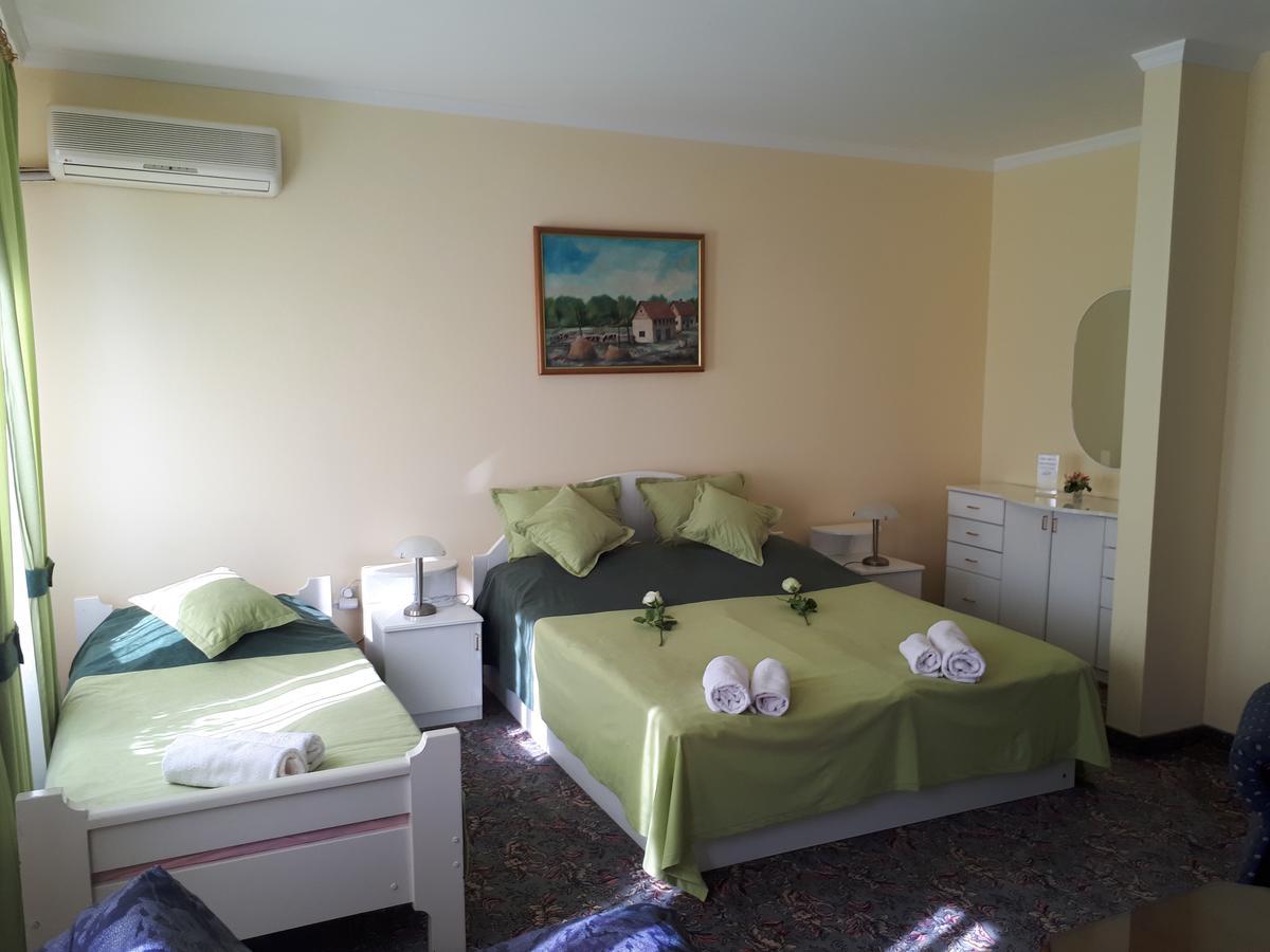 Bed and Breakfast Business Club Selenca Bac Экстерьер фото